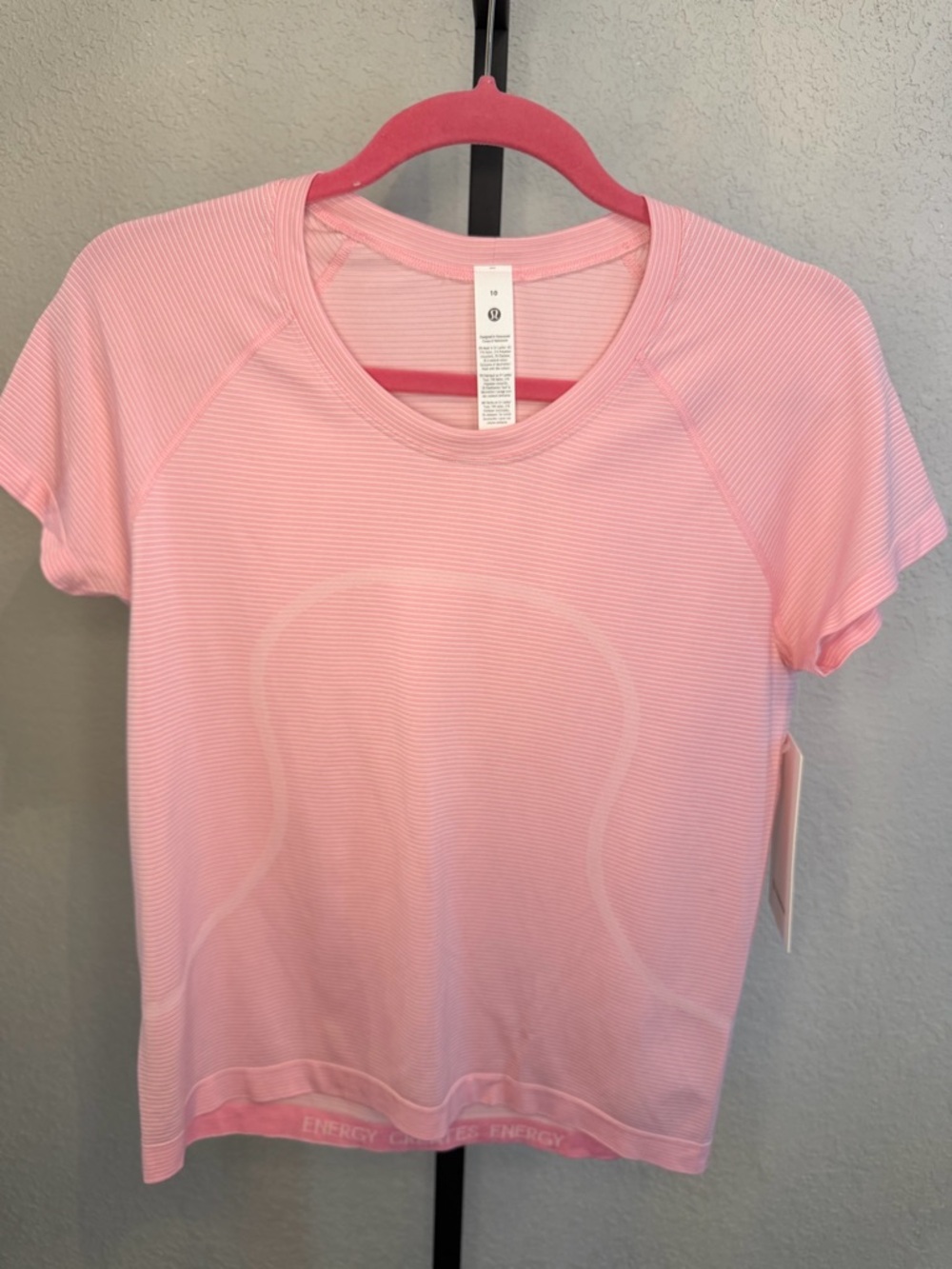 🆕 Lululemon Swiftly Tech Short Sleeve 2.0 in pink pearl/candy cloud